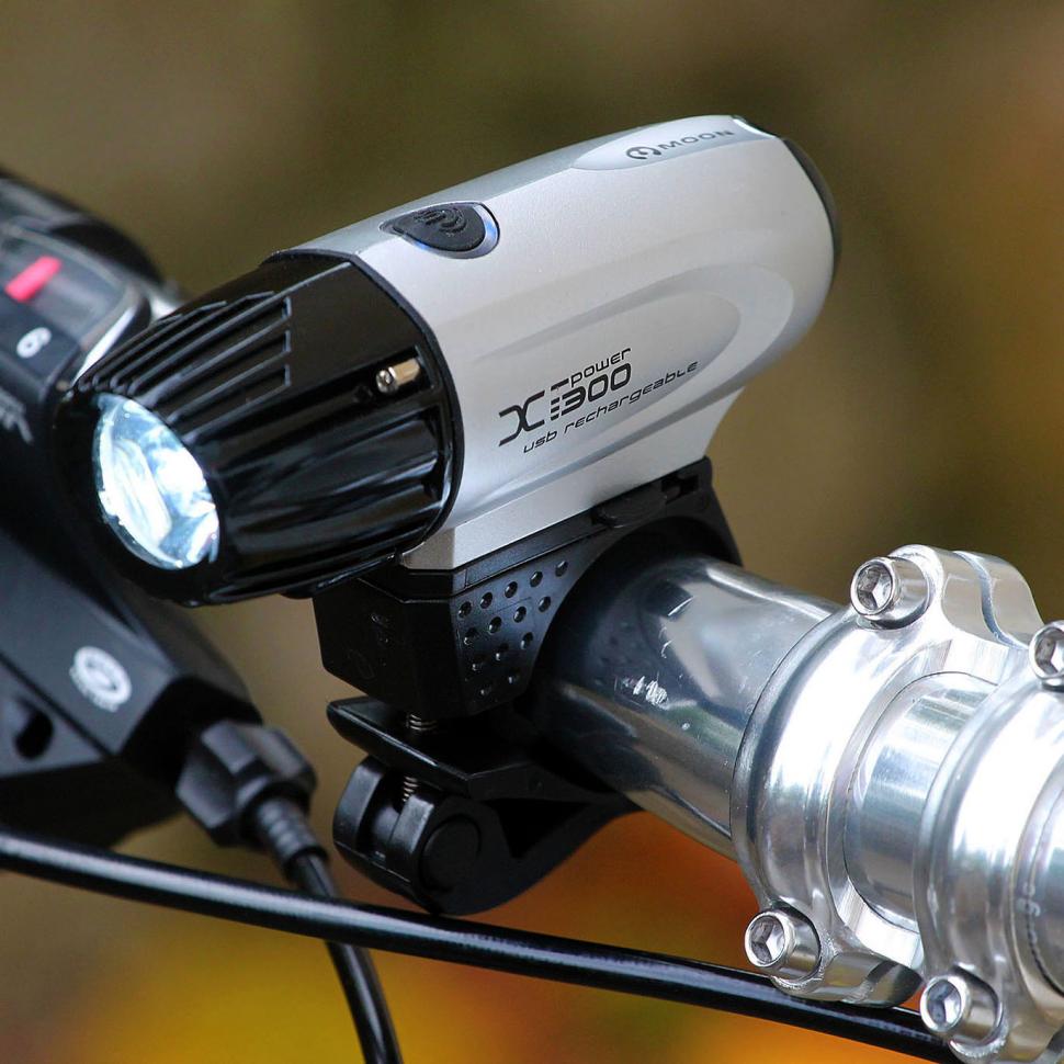 Review: Moon X-Power 300 front light | road.cc